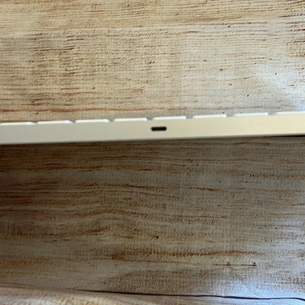 Apple Magic Keyboard A1644